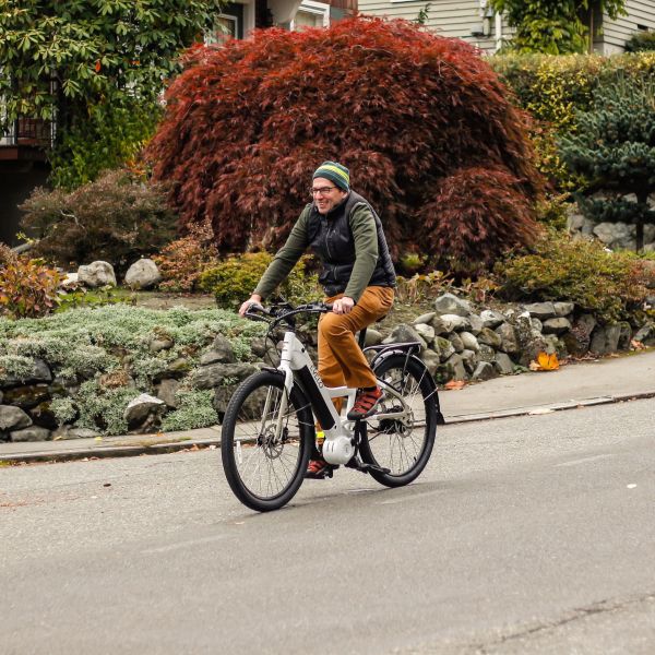 Rockrider e-actv 500 : le vélo électrique à adopter pour vos randonnées